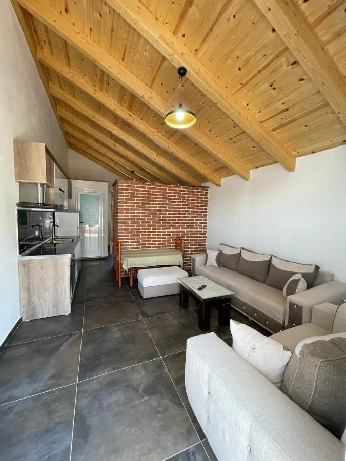 Guest Rooms Arbri Avlonya Dış mekan fotoğraf